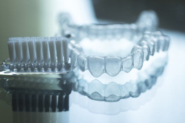 Retainer Cleaning Myths: What You Should and Shouldn’t Do